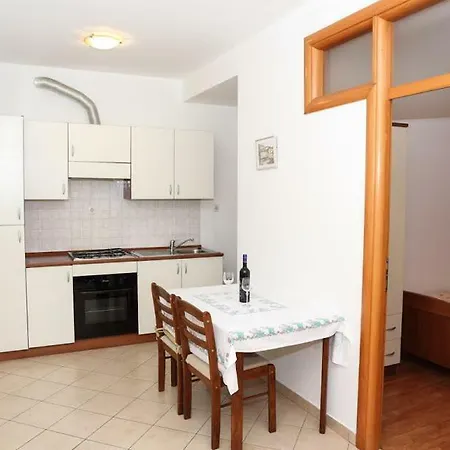 Apollo Appartement *
